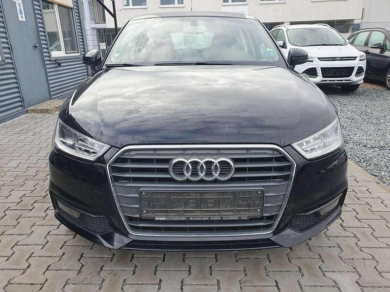 Brillantschwarz Gebraucht 2018 Audi A1 Sport Kleinwagen | 12.200 € (Guter Preis) - Bild 1/4