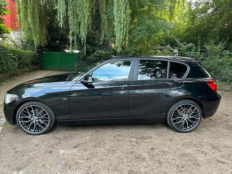 Gebraucht BMW 120 Comfort Edition 184 PS (135 kW) 2014 Schwarz Kleinwagen
