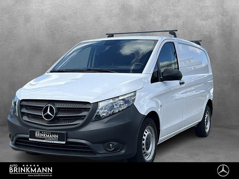 Arktikweiß Gebraucht 2021 Mercedes Vito Van / Kleinbus | 19.990 € (Fairer Preis) - Bild 1/4