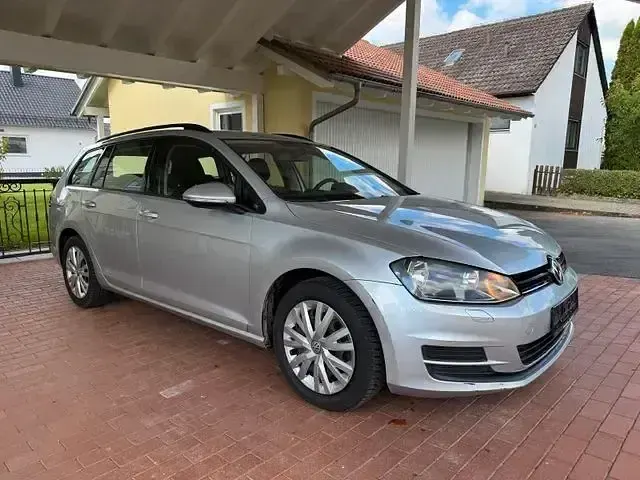 Gebraucht VW Golf VII Highline 125 PS (91 kW) 2013 Silber Kombi