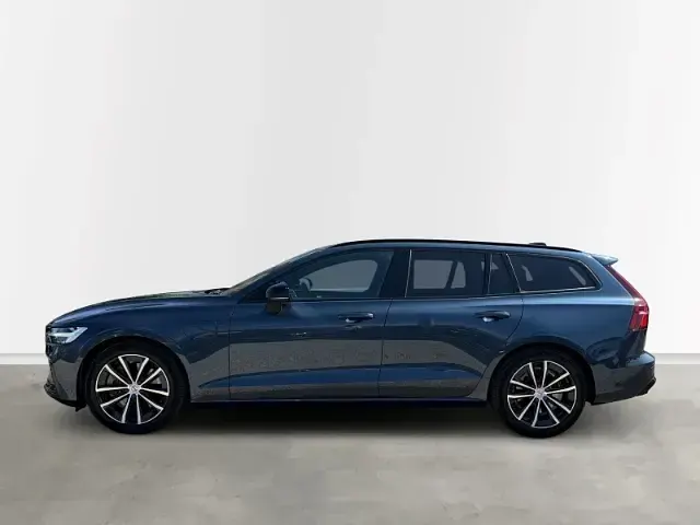Gebraucht Volvo V60 Ultimate 455 PS (334 kW) 2023 Blau Kombi