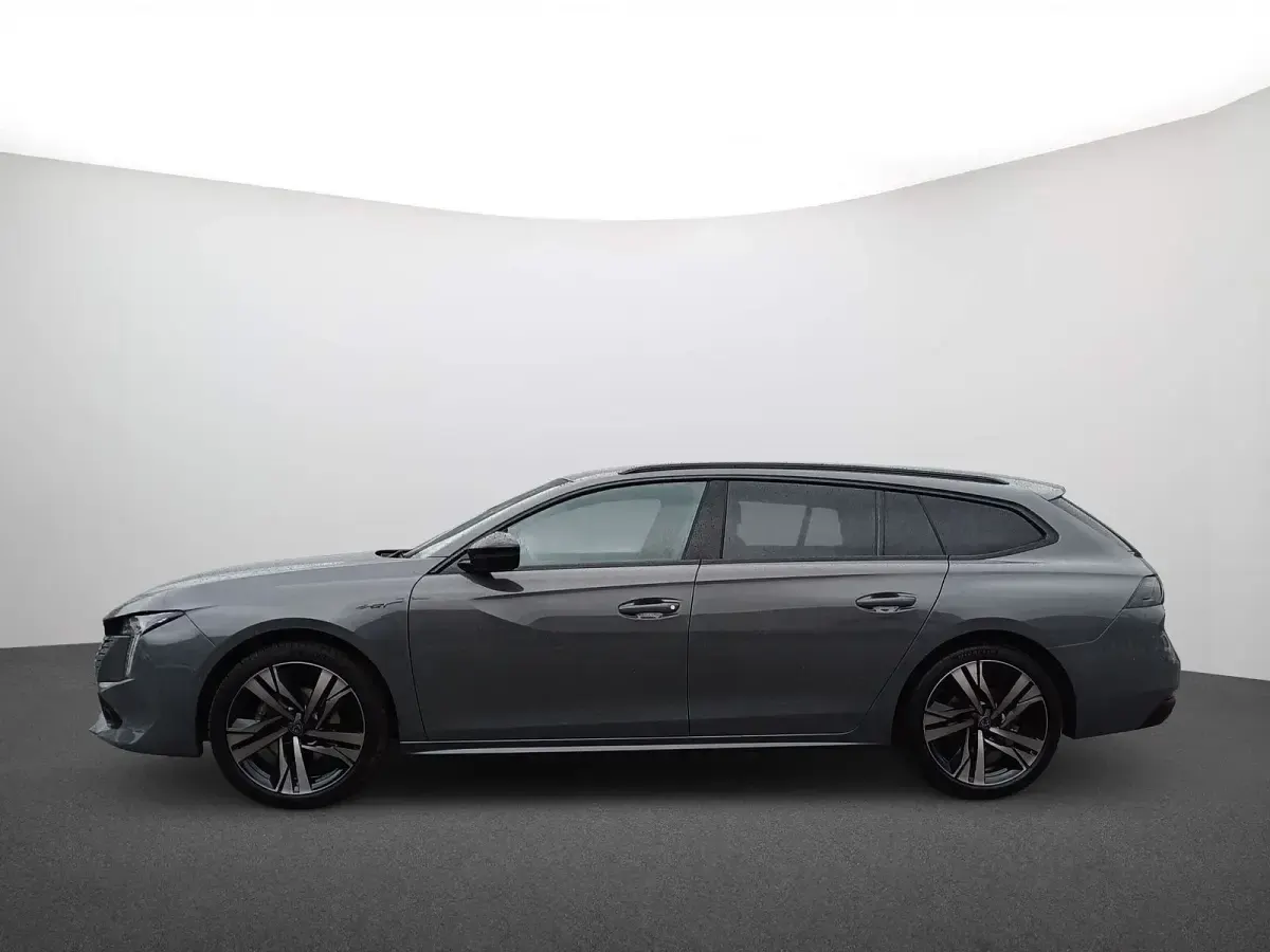 Gebraucht Peugeot 508 GT 131 PS (96 kW) 2024 Grau Kombi