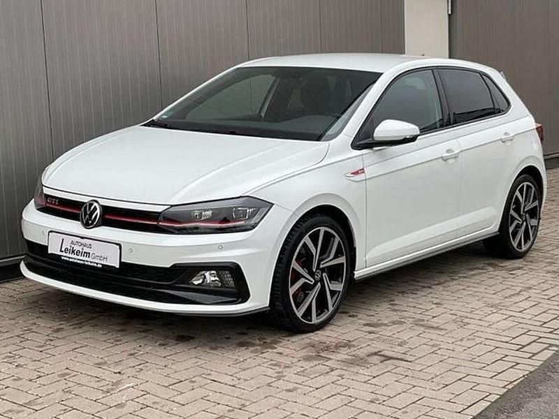 Weiß Gebraucht 2022 VW Polo Beats Limousine | 22.990 € (Fairer Preis) - Bild 1/4