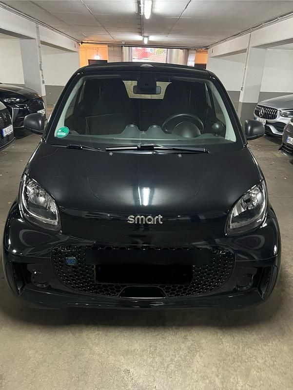 Schwarz Gebraucht 2021 Smart ForTwo Coupé Cabrio | 10.500 € (Fairer Preis) - Bild 1/4