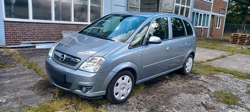 Gebraucht Opel Meriva 90 PS (66 kW) 2007 Silber Van / Kleinbus