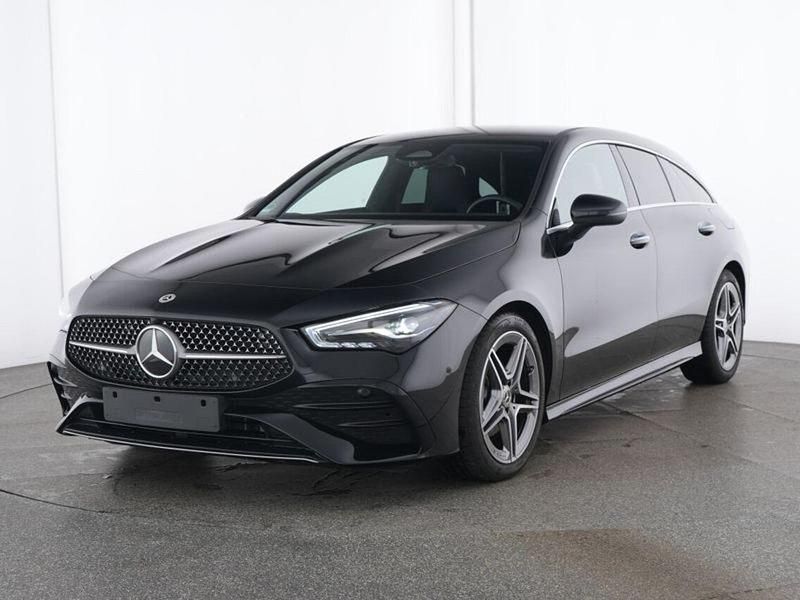 Schwarz Gebraucht 2024 Mercedes CLA180 Shooting Brake AMG Kombi | 31.880 € - Bild 1/4