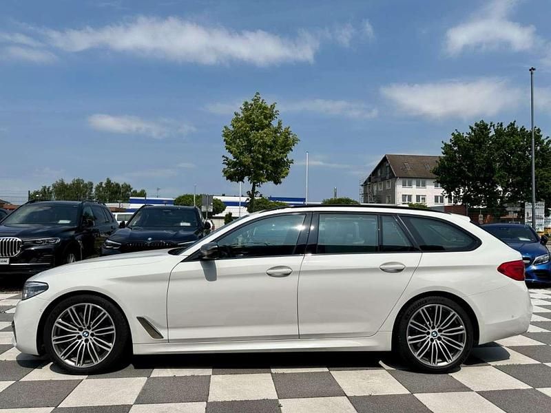 Gebraucht BMW 550 400 PS (294 kW) 2019 Weiß Kombi