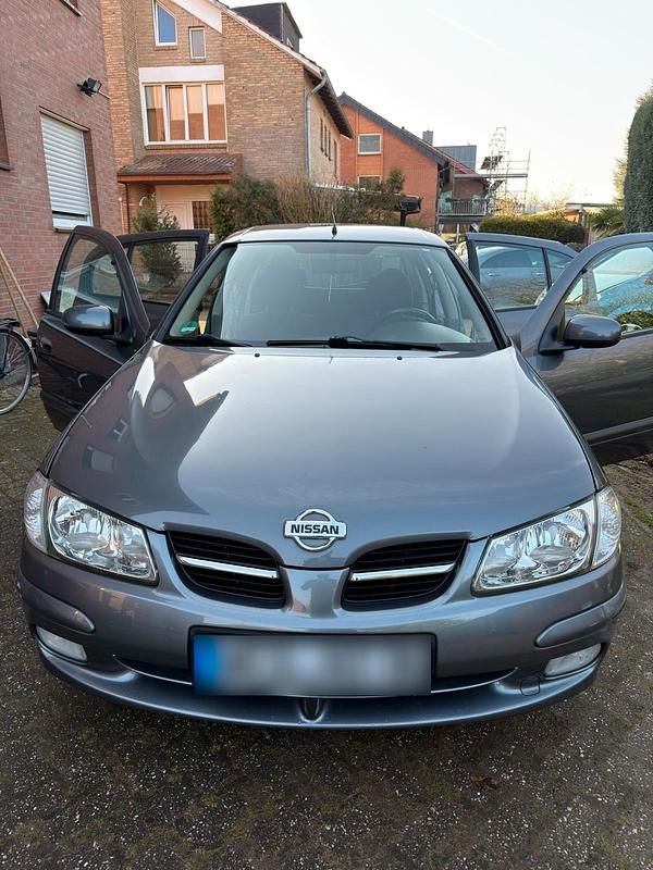Gebraucht Nissan Almera 90 PS (66 kW) 2002 Grau Limousine