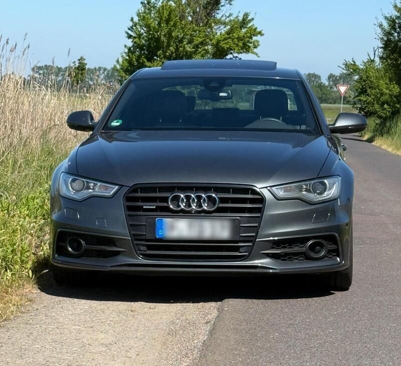 Grau Gebraucht 2012 Audi A6 S-Line Limousine | 17.850 € (Fairer Preis) - Bild 1/4