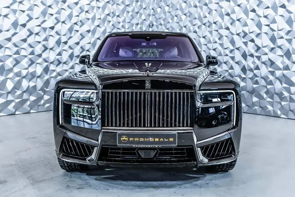 Neu Rolls Royce Cullinan 600 PS (441 kW) 2026 Schwarz SUV