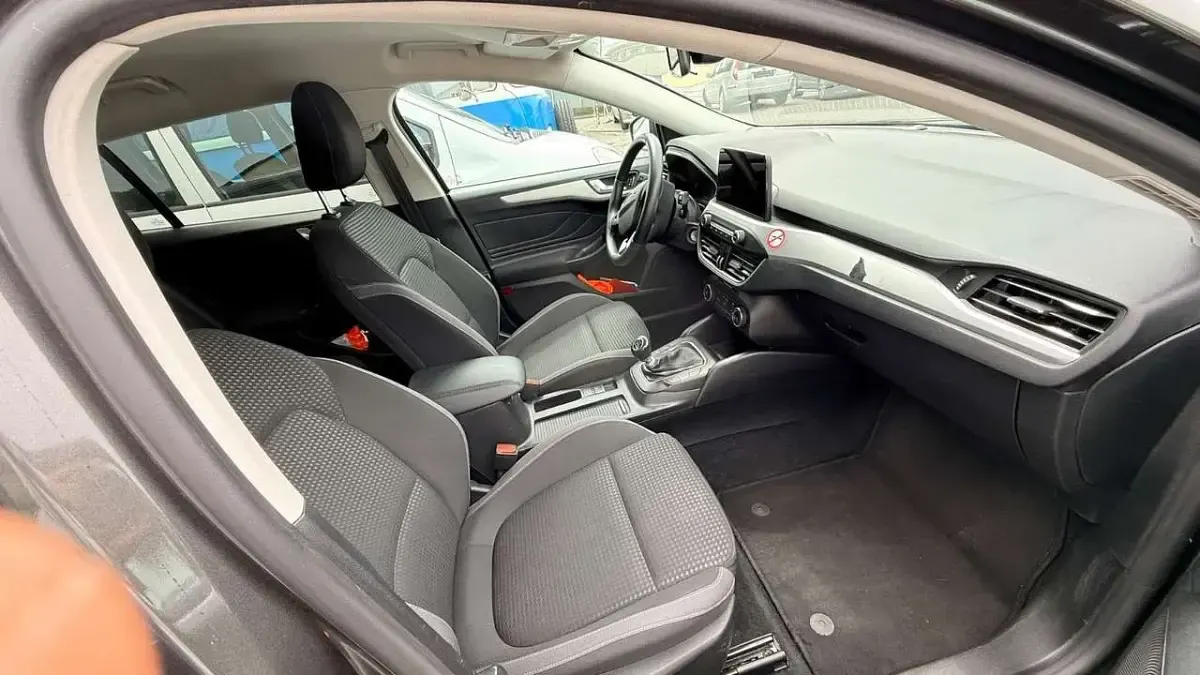 Brugt Ford Focus Cool & Connect 101 HK (74 kW) 2021 Grå Stationcar