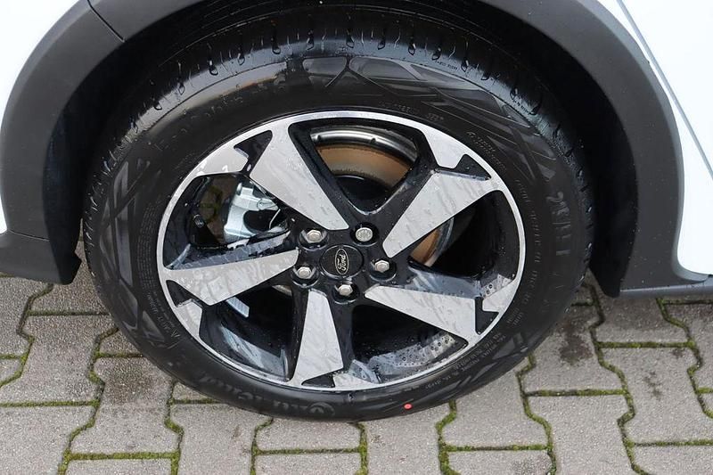 Neu Ford Focus Active X 155 PS (114 kW) 2025 Weiß Limousine