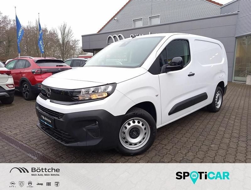 Neu Opel Combo 131 PS (96 kW) 2025 Lackierung weiss icy/typ aussenverkleidung spiegel flach standard Kombi