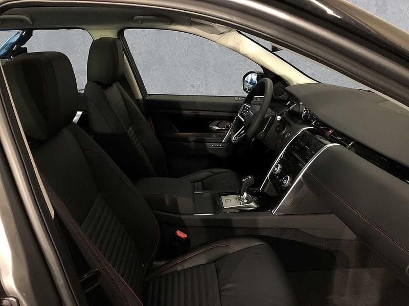 Gebraucht Land Rover Discovery 5 SE Dynamic 206 PS (151 kW) 2024 Eiger grey SUV