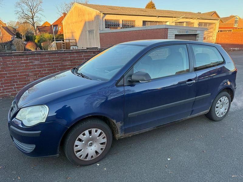 Blau Gebraucht 2006 VW Polo Kleinwagen | 800 € (Superpreis) - Bild 1/4