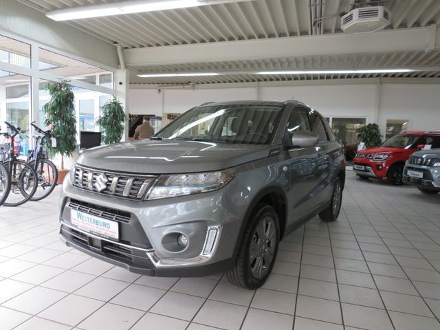 Grau Gebraucht 2022 Suzuki Vitara Comfort SUV | 23.900 € (Teuer) - Bild 1/4
