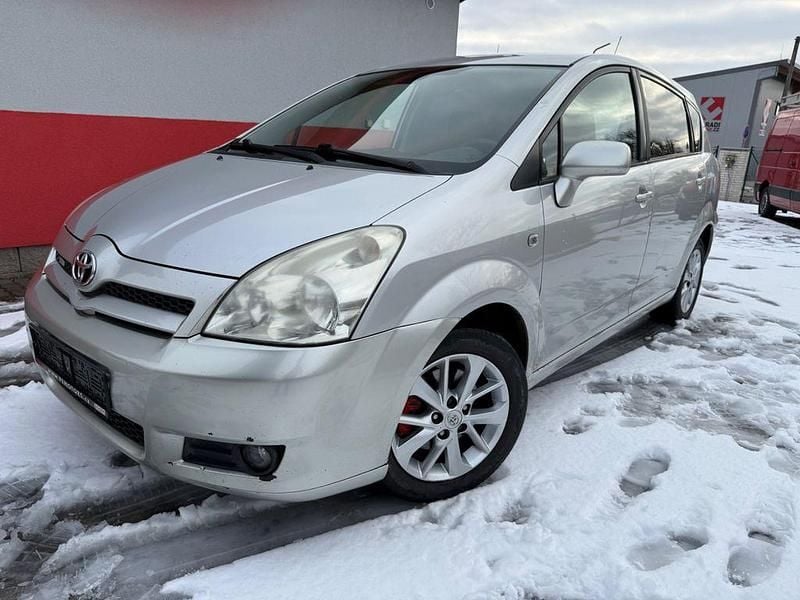 Silber Gebraucht 2006 Toyota Corolla Verso Sol Van / Kleinbus | 2.450 € (Fairer Preis) - Bild 1/4