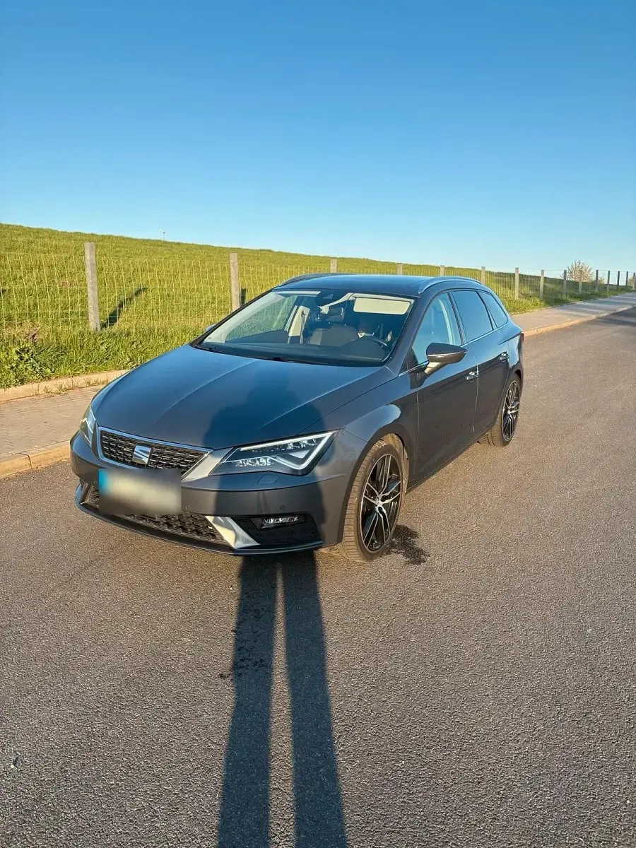 Gebraucht Seat Leon ST 150 PS (110 kW) 2017 Grau Kombi