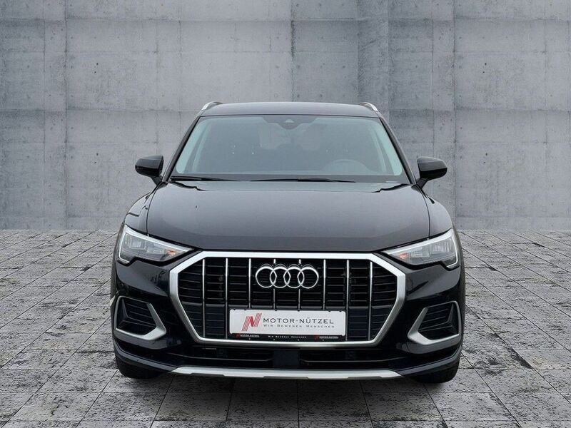 Gebraucht Audi Q3 Advanced Plus 150 PS (110 kW) 2023 Mythosschwarz metallic SUV