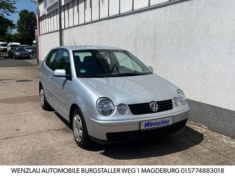 Silber Gebraucht 2005 VW Polo Cricket Kleinwagen | 3.950 € (Etwas zu teuer) - Bild 1/4