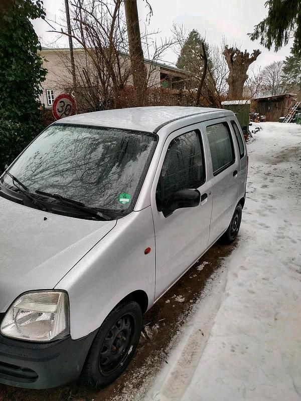 Gebraucht Opel Agila 58 PS (42 kW) 2003 Silber Van / Kleinbus