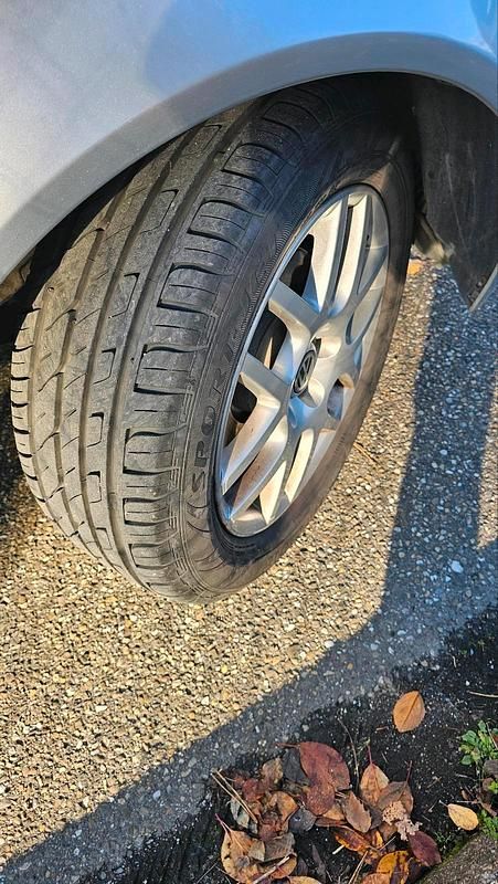 Silber Gebraucht 2002 VW Bora Limousine | 1.290 € (Superpreis) - Bild 1/4