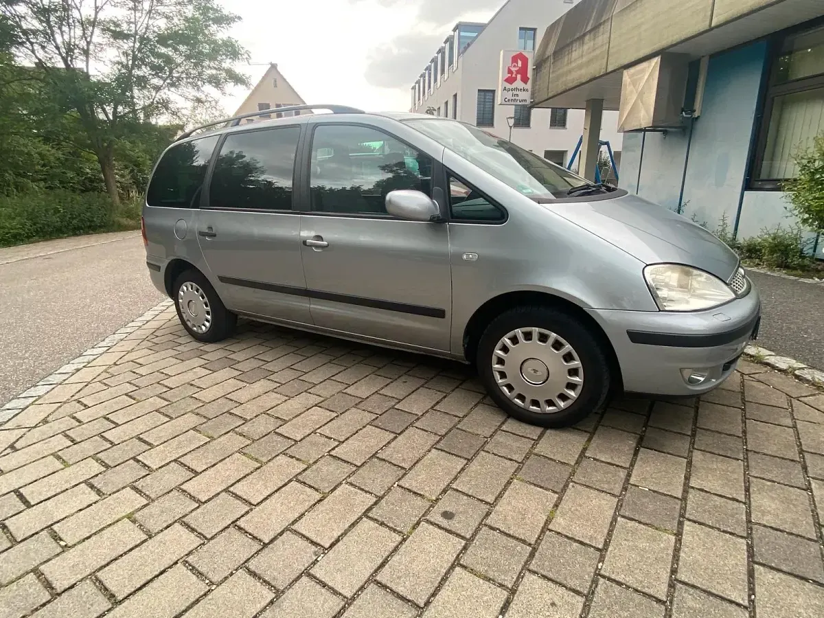 Gebraucht Ford Galaxy 131 PS (96 kW) 2005 Grau Van / Kleinbus