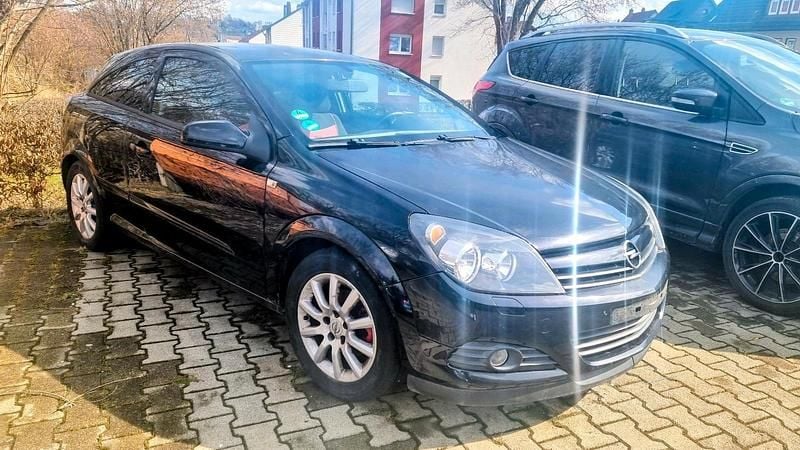 Gebraucht Opel Astra GTC 105 PS (77 kW) 2005 Schwarz Coupé