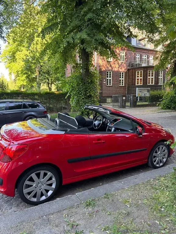 Gebraucht Peugeot 207 CC 120 PS (88 kW) 2008 Rot Cabrio