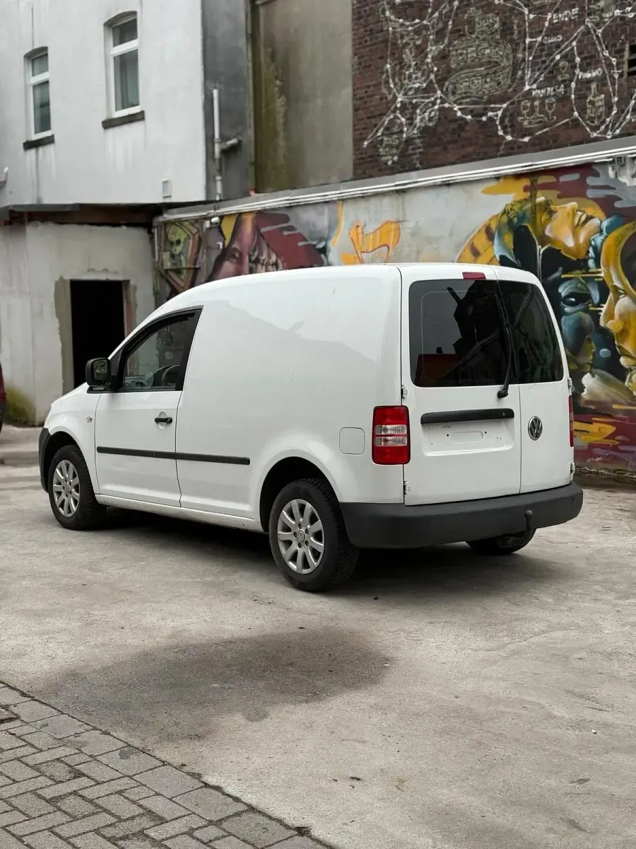 Gebraucht VW Caddy 102 PS (75 kW) 2014 Weiß Van / Kleinbus
