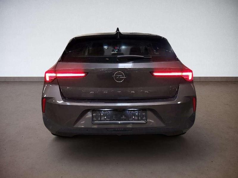 Gebraucht Opel Astra Elegance 131 PS (96 kW) 2023 Vulkan grau Limousine