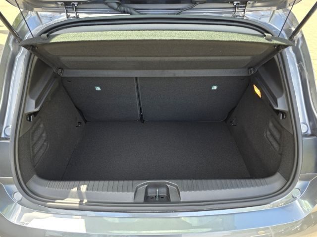 Gebraucht Renault Clio V Techno 143 PS (105 kW) 2024 Rafalegrau Limousine