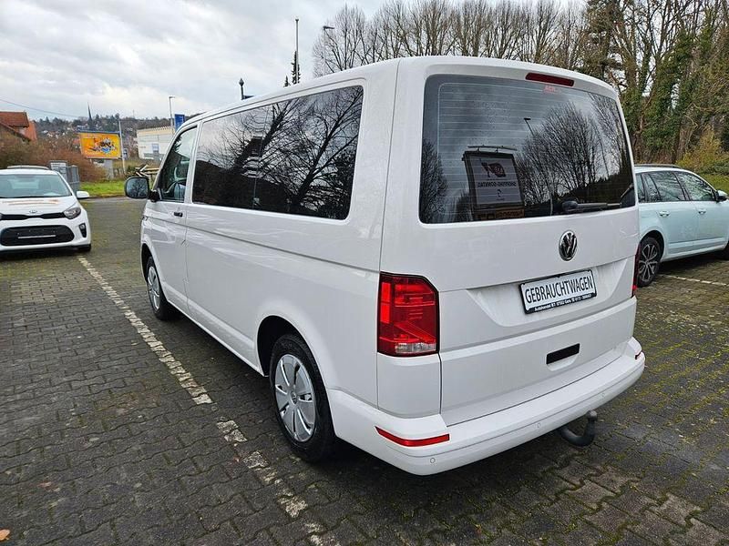 Gebraucht VW Transporter Family 150 PS (110 kW) 2020 Weiß Van