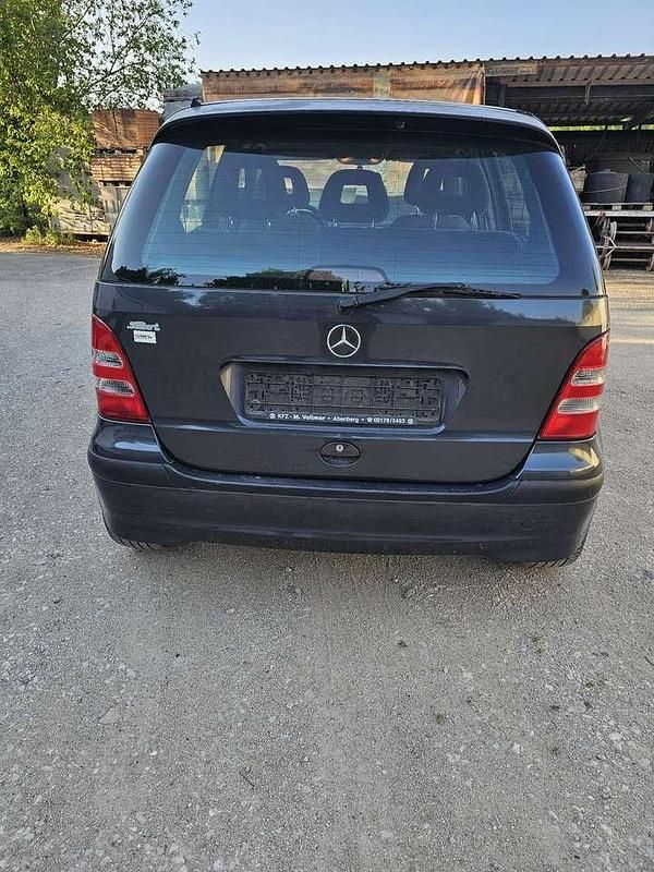 Gebraucht Mercedes A140 Classic 82 PS (60 kW) 2002 Schwarz Limousine