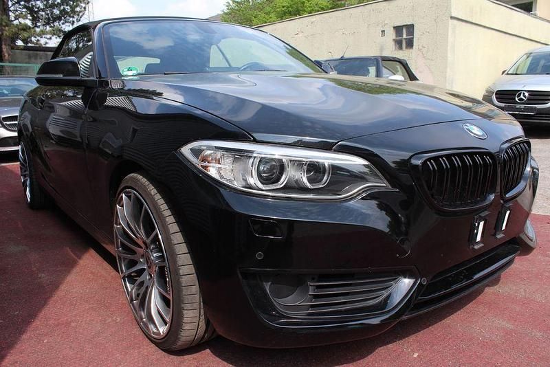 Gebraucht BMW 218 Sport Line 136 PS (100 kW) 2016 Schwarz Cabrio