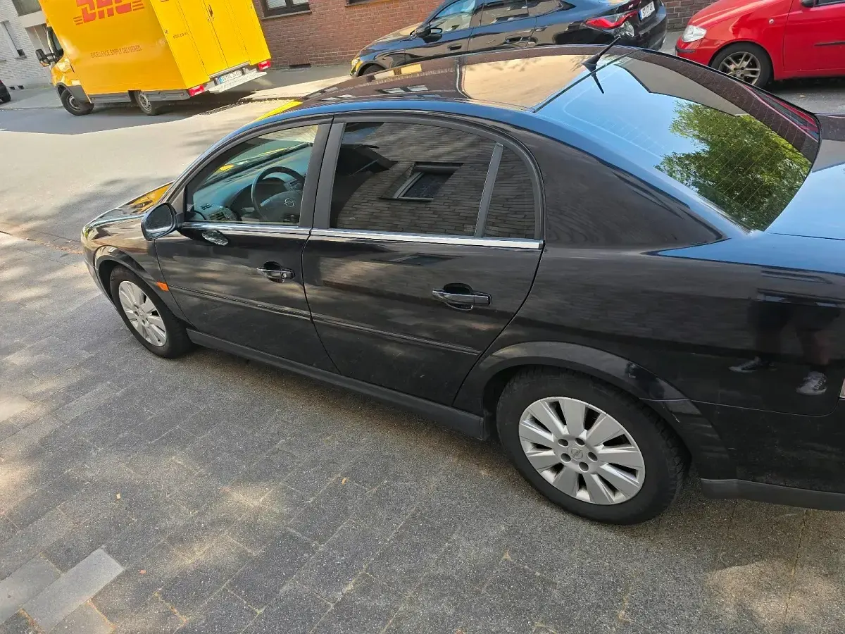 Gebraucht Opel Vectra 147 PS (108 kW) 2002 Schwarz Limousine