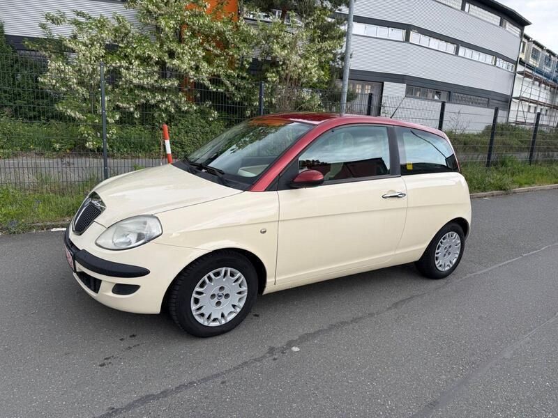 Rot Gebraucht 2005 Lancia Ypsilon Kleinwagen | 3.699 € (Fairer Preis) - Bild 1/4