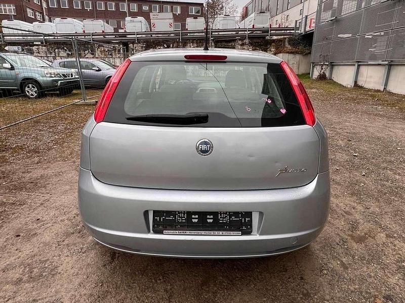 Gebraucht Fiat Grande Punto Dynamic 77 PS (56 kW) 2007 Jungle grau Kleinwagen