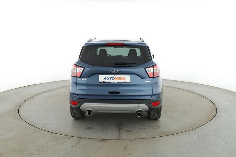 Gebraucht Ford Kuga Titanium 150 PS (110 kW) 2019 Blau SUV
