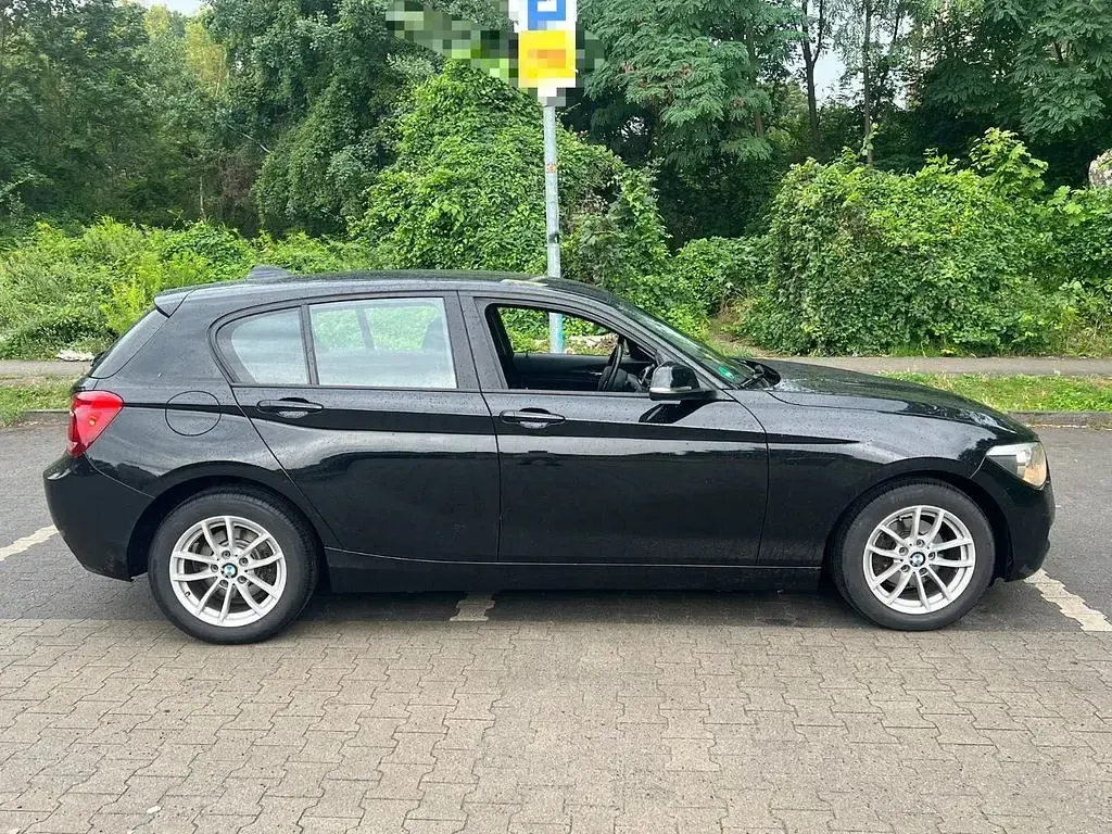 Gebraucht BMW 116 Advantage 136 PS (100 kW) 2014 Schwarz Kleinwagen