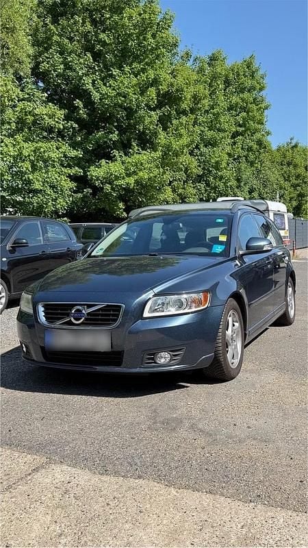 Gebraucht Volvo V50 114 PS (83 kW) 2011 Blau Kombi