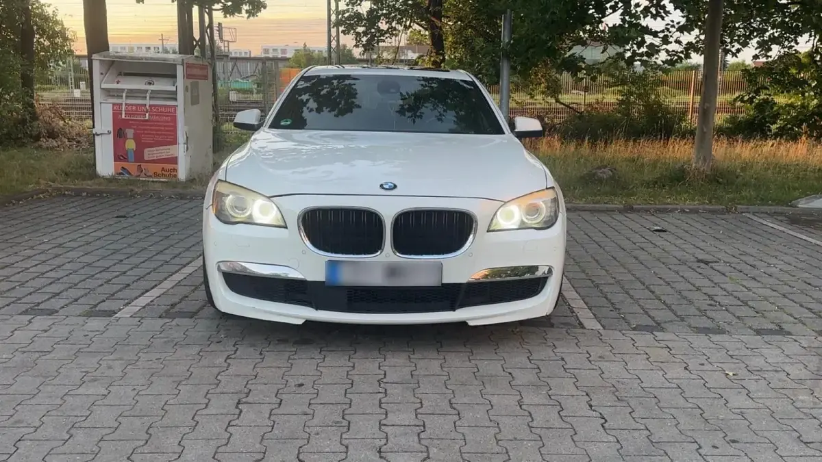 Gebraucht BMW 730 2011 Weiß Limousine