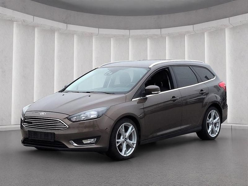Gebraucht Ford Focus Titanium 150 PS (110 kW) 2018 Braun Kombi