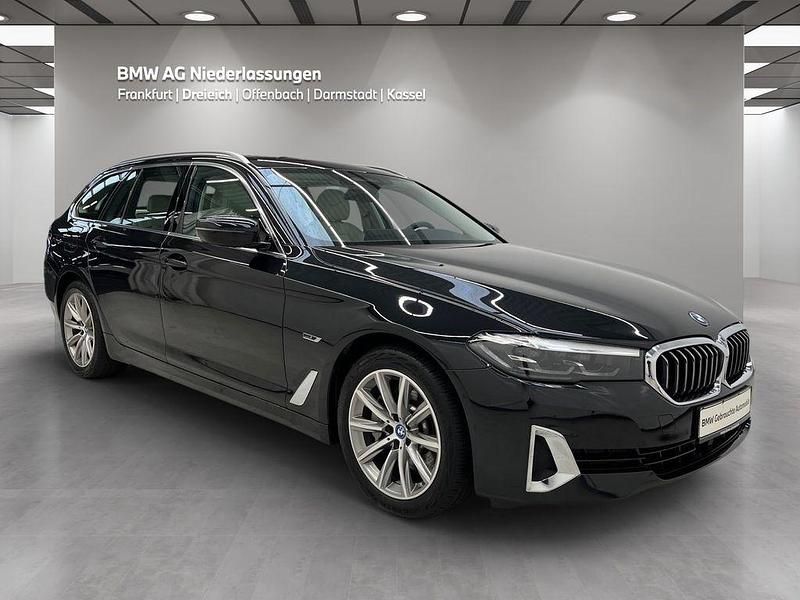 Gebraucht BMW 530e Sport Line 292 PS (214 kW) 2022 Schwarz Limousine