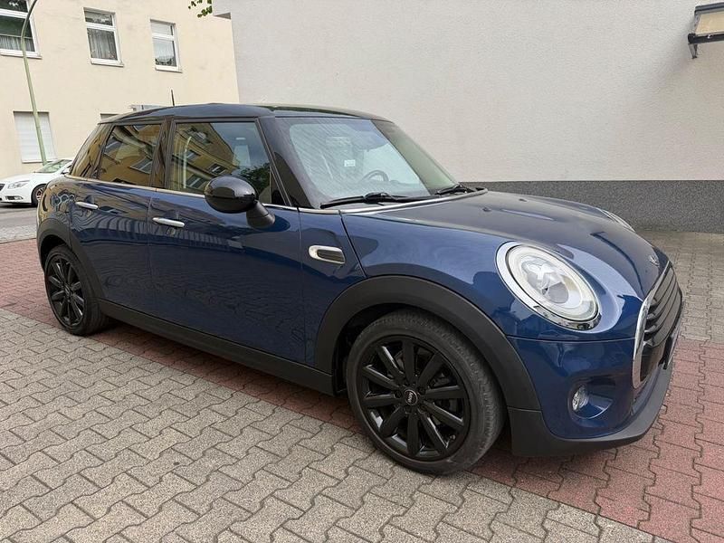 Usata Mini Cooper 136 CV (100 kW) 2018 Blu Utilitaria