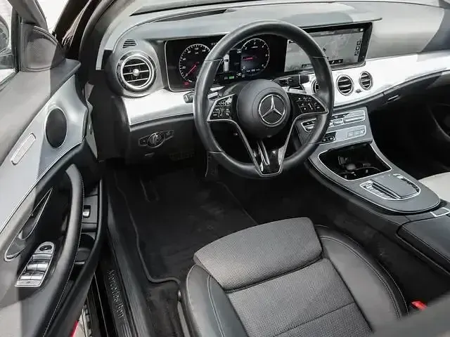 Gebraucht Mercedes E220 All-Terrain Avantgarde 2022 Schwarz Kombi