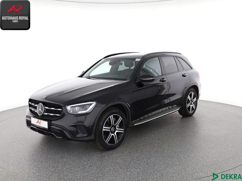 Schwarz Gebraucht 2020 Mercedes GLC400d Night SUV | 45.880 € (Fairer Preis) - Bild 1/4