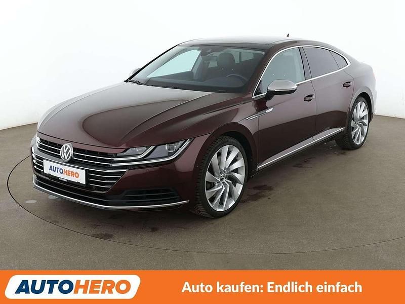 Gebraucht VW Arteon Elegance 239 PS (175 kW) 2018 Crimson red Kleinwagen