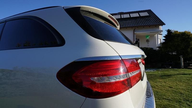 Gebraucht Mercedes E200 184 PS (135 kW) 2018 Weiß Kombi