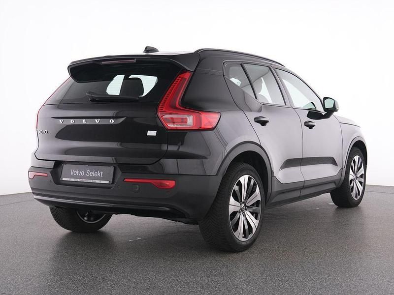 Gebraucht Volvo XC40 Core 169 kW (231 PS) 2023 Stone SUV